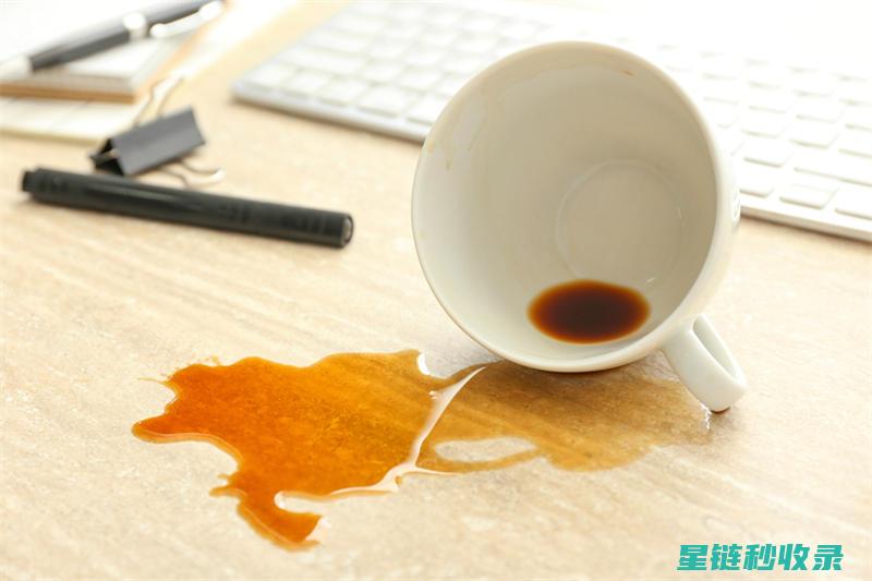 去除咖啡渍的全面攻略：从预处理到清洗 (去除咖啡渍的小妙招)
